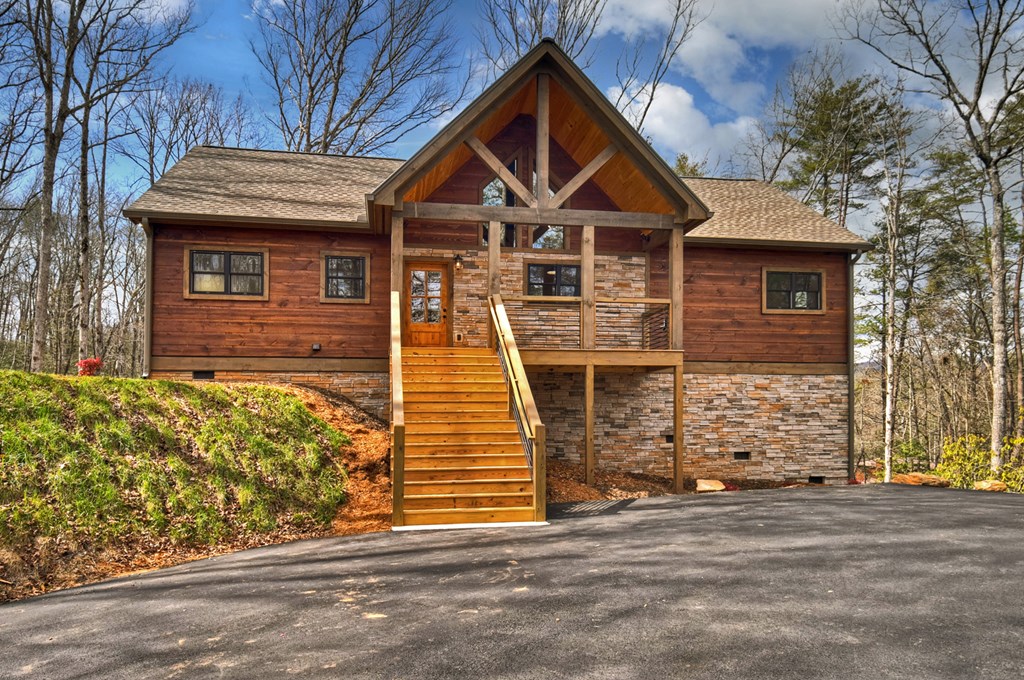223 Bent Wood Lane