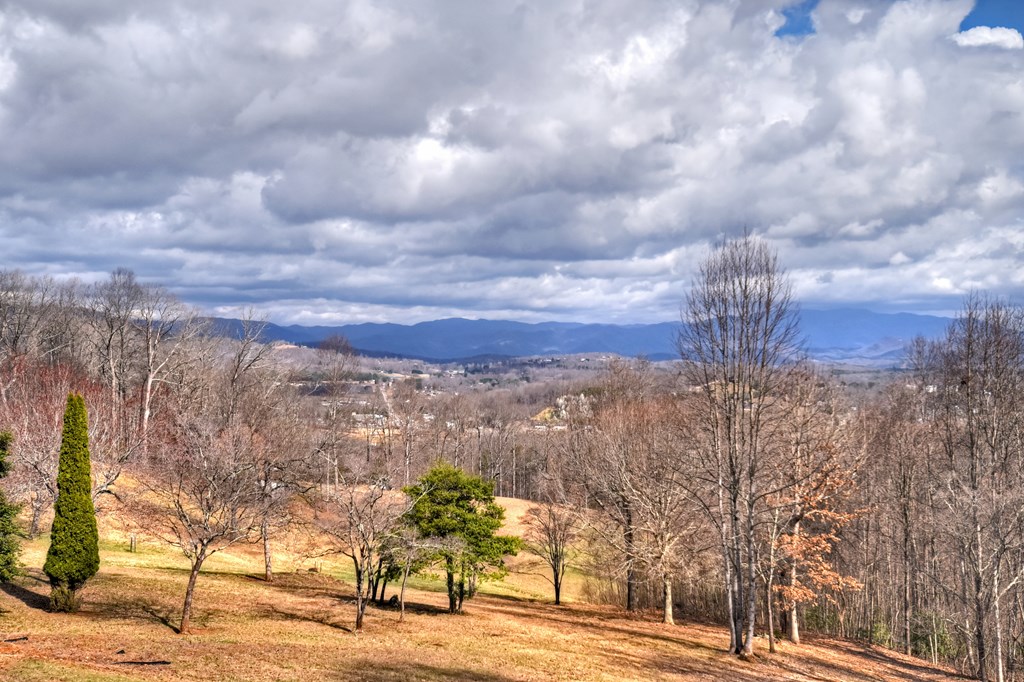 756 Mining Gap Conn