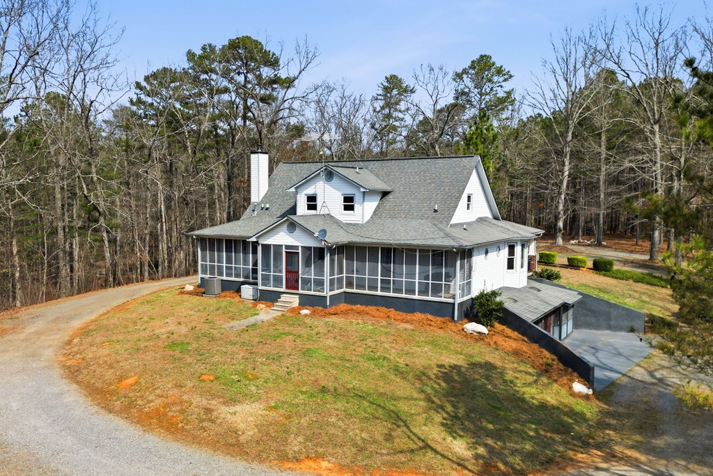 1215 Crossroads Church Road