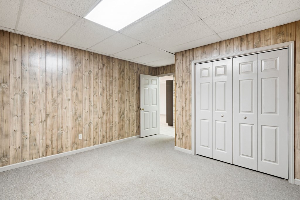 1215 Crossroads Church Road