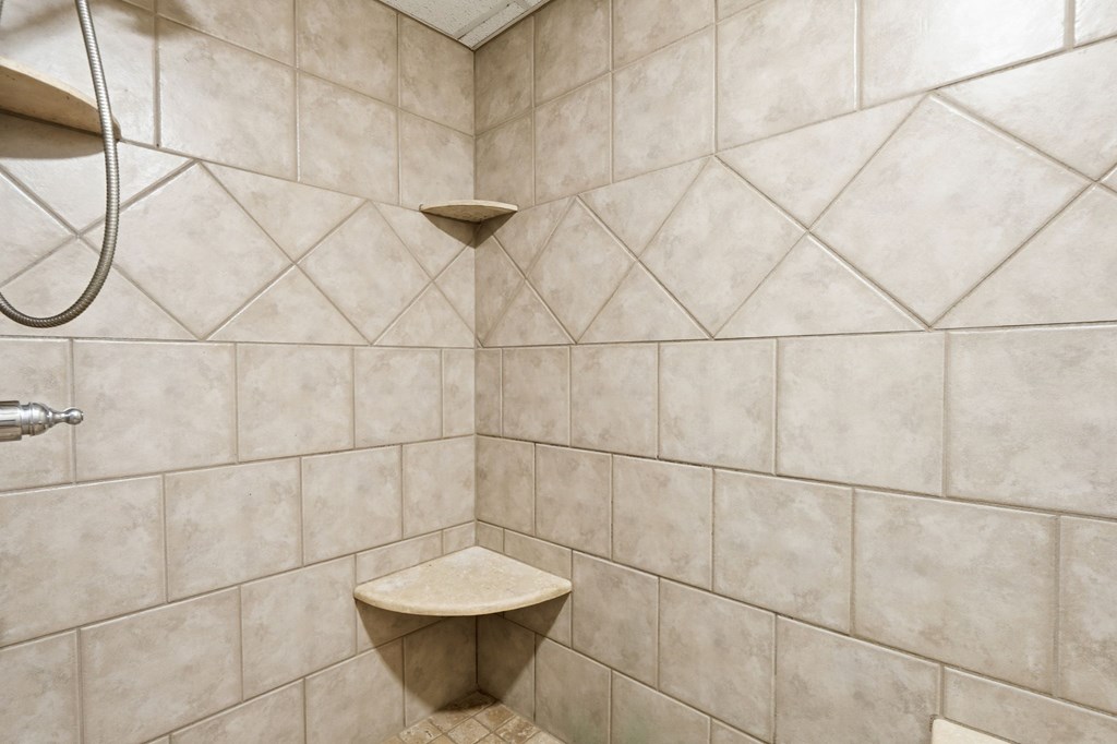 1215 Crossroads Church Road