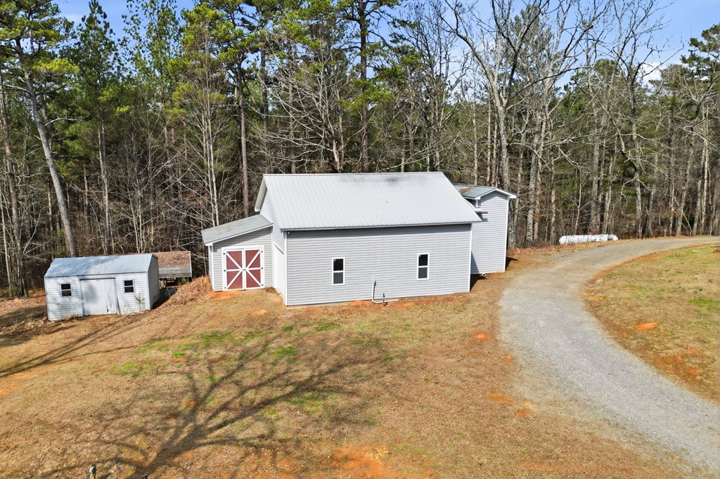 1215 Crossroads Church Road