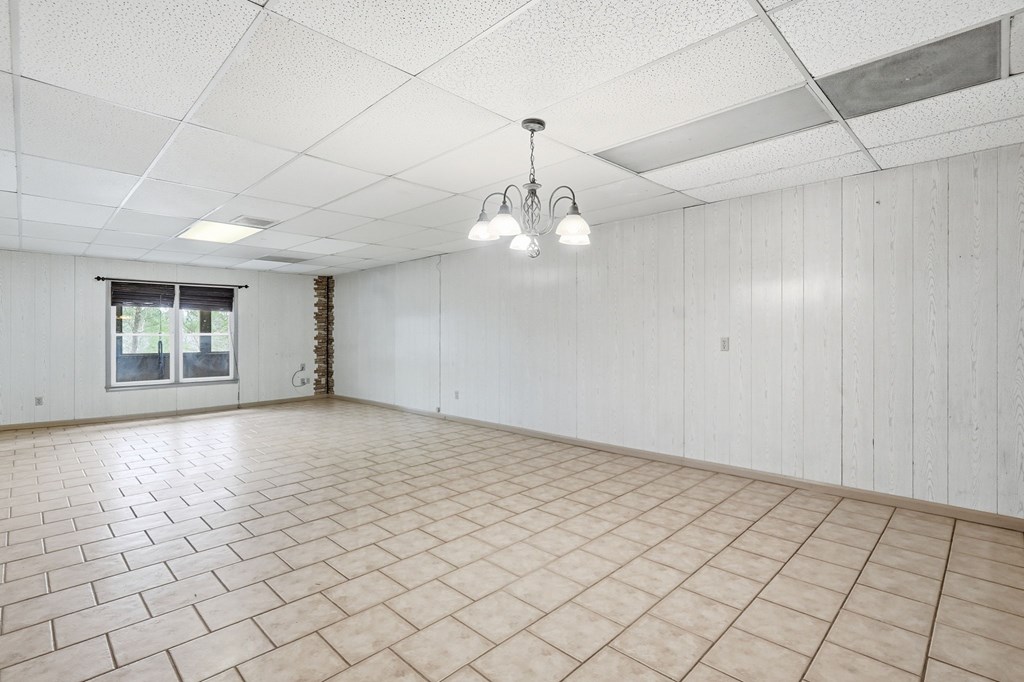 1215 Crossroads Church Road