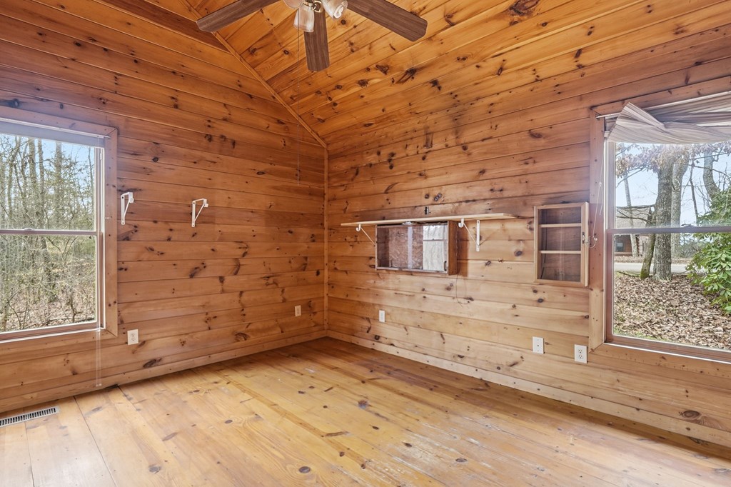 591 Oak Ridge Road