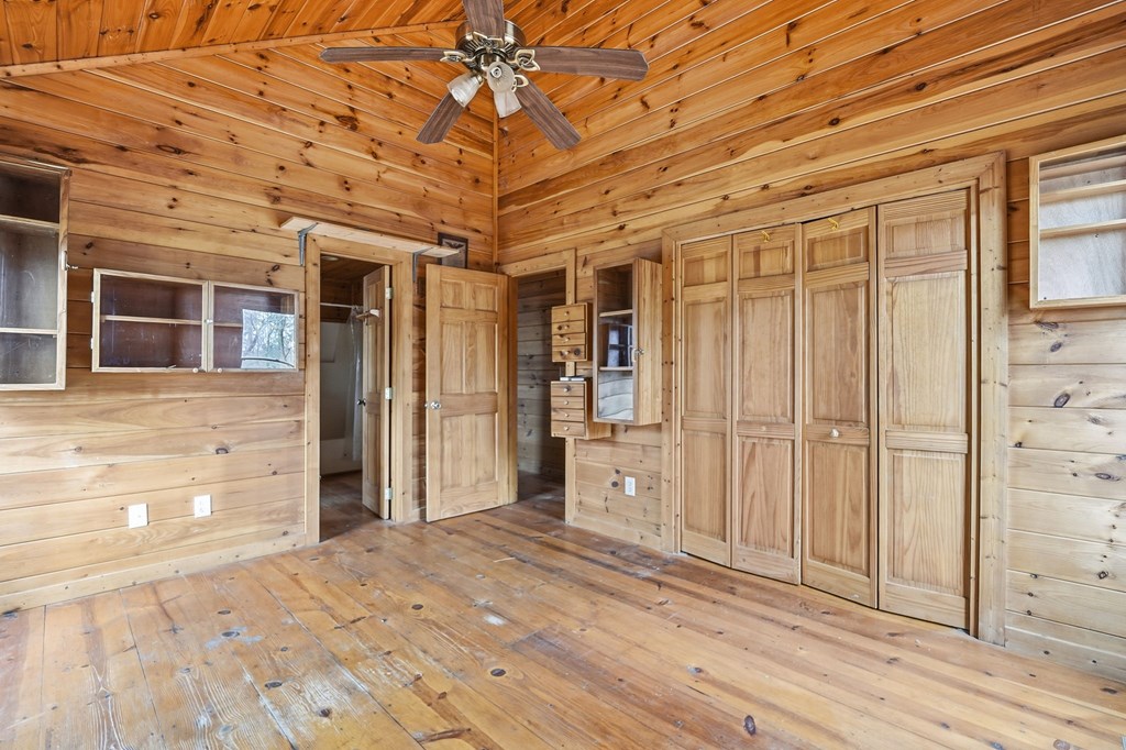 591 Oak Ridge Road