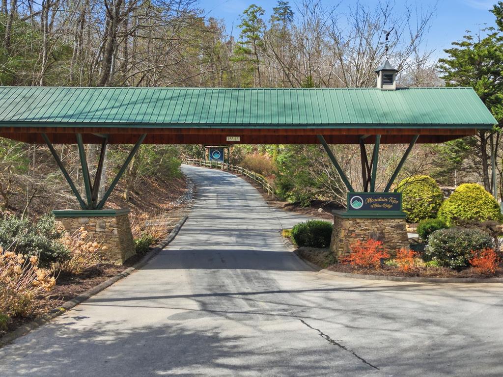 25 Walhala Trail