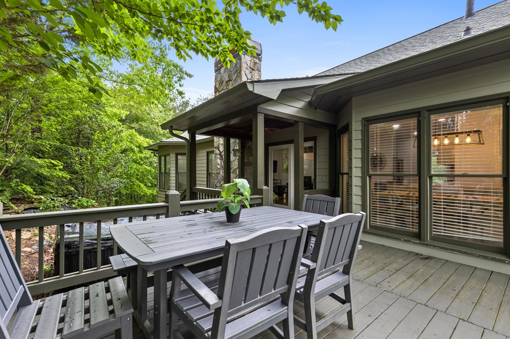 25 Walhala Trail