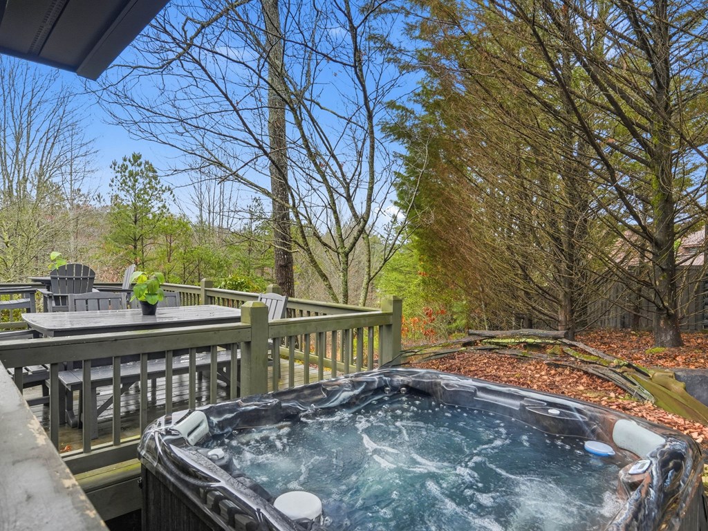 25 Walhala Trail