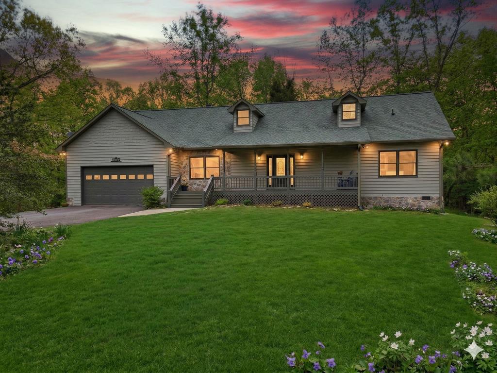 25 Walhala Trail