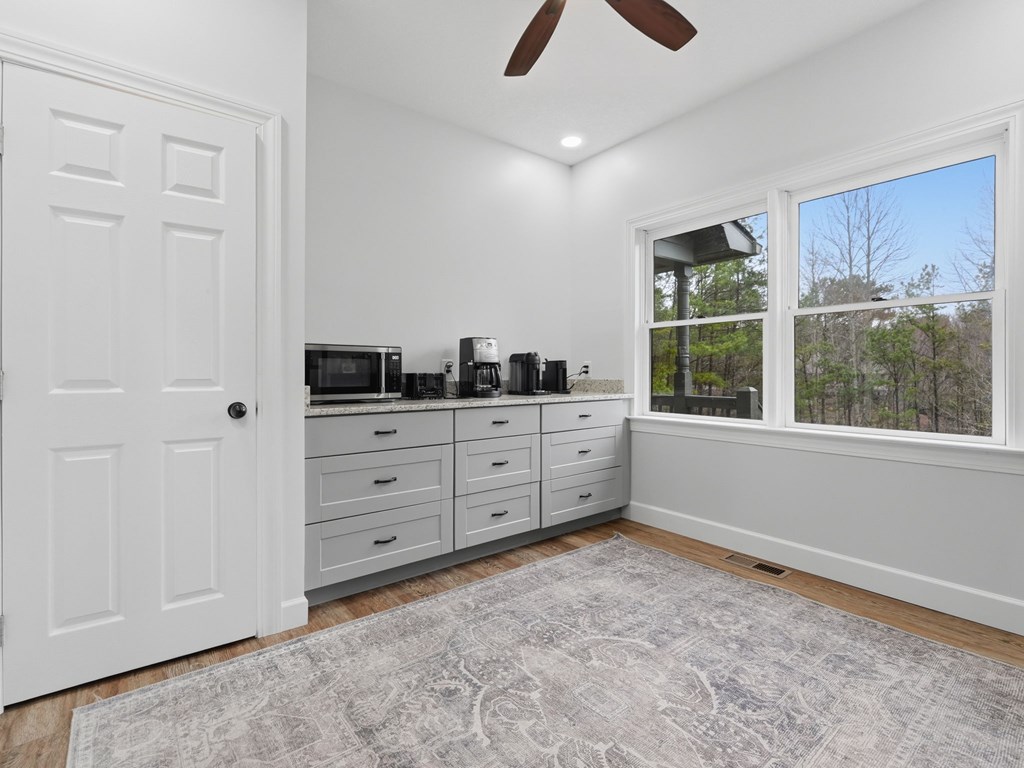 25 Walhala Trail