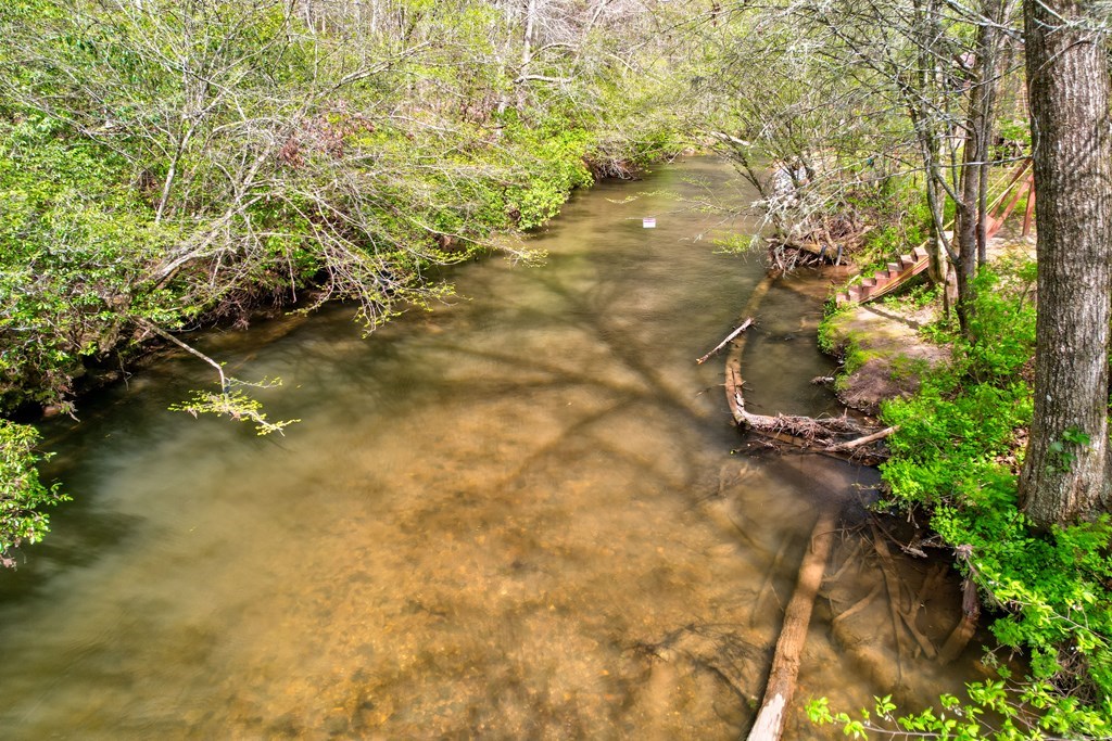 369 Trillium Road