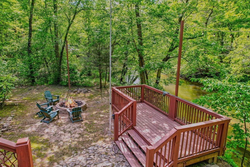 369 Trillium Road