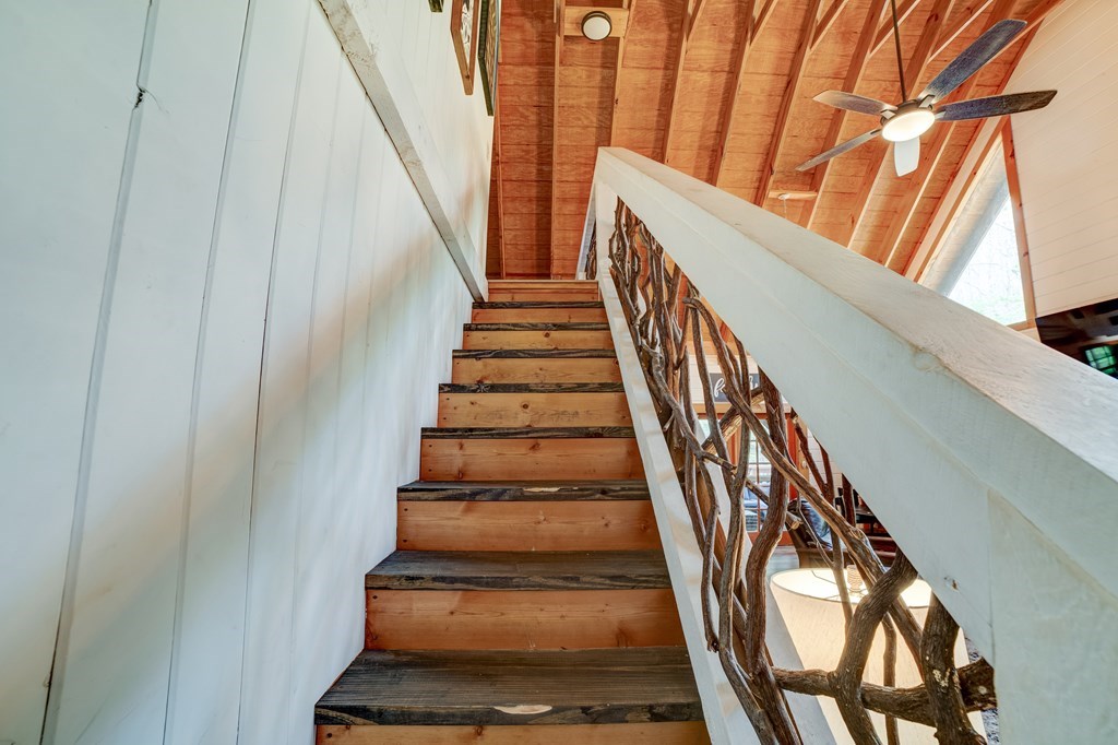 369 Trillium Road