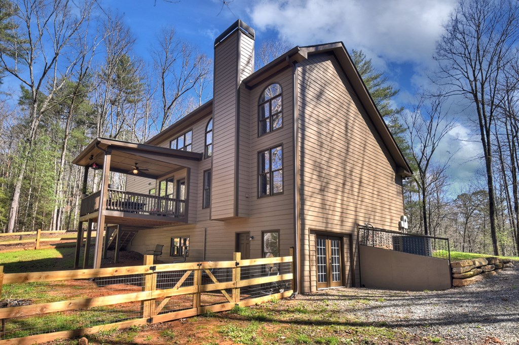 175 Mountain Springs Road