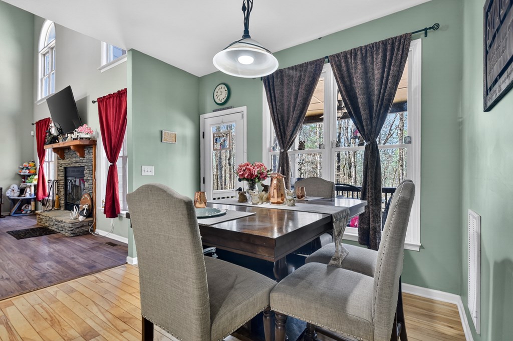 175 Mountain Springs Road