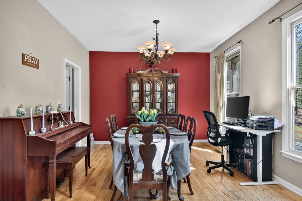 175 Mountain Springs Road
