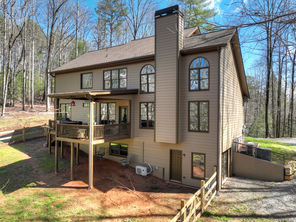175 Mountain Springs Road