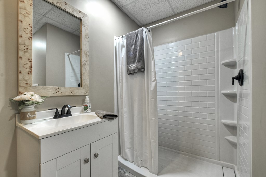 175 Mountain Springs Road