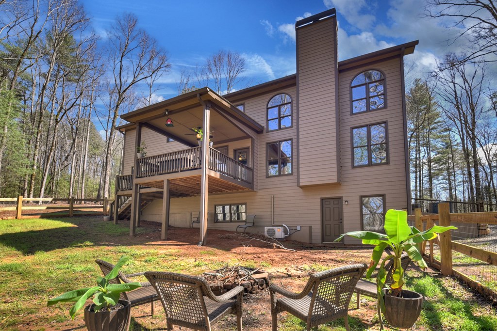 175 Mountain Springs Road