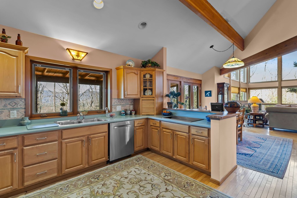 1202 Tickanetley Road