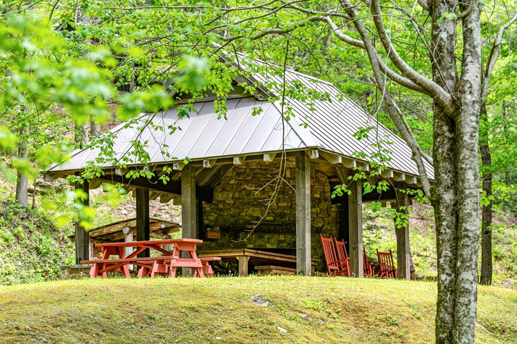 245 Old Anderson Creek