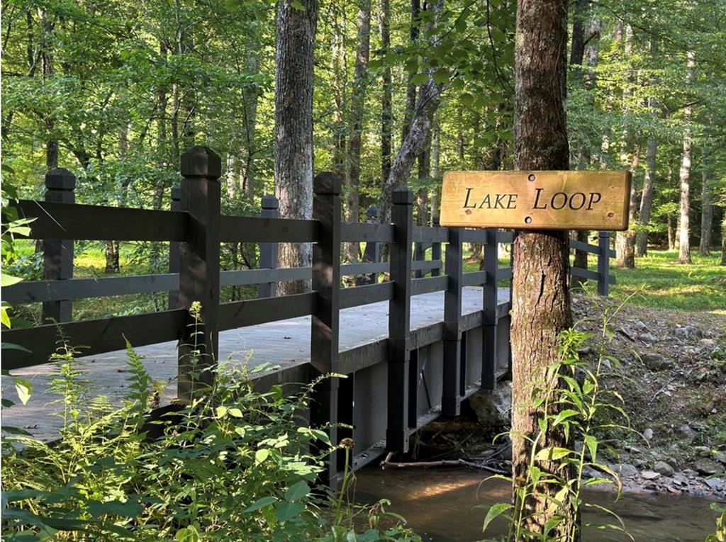 LT 14R Tanager Trail