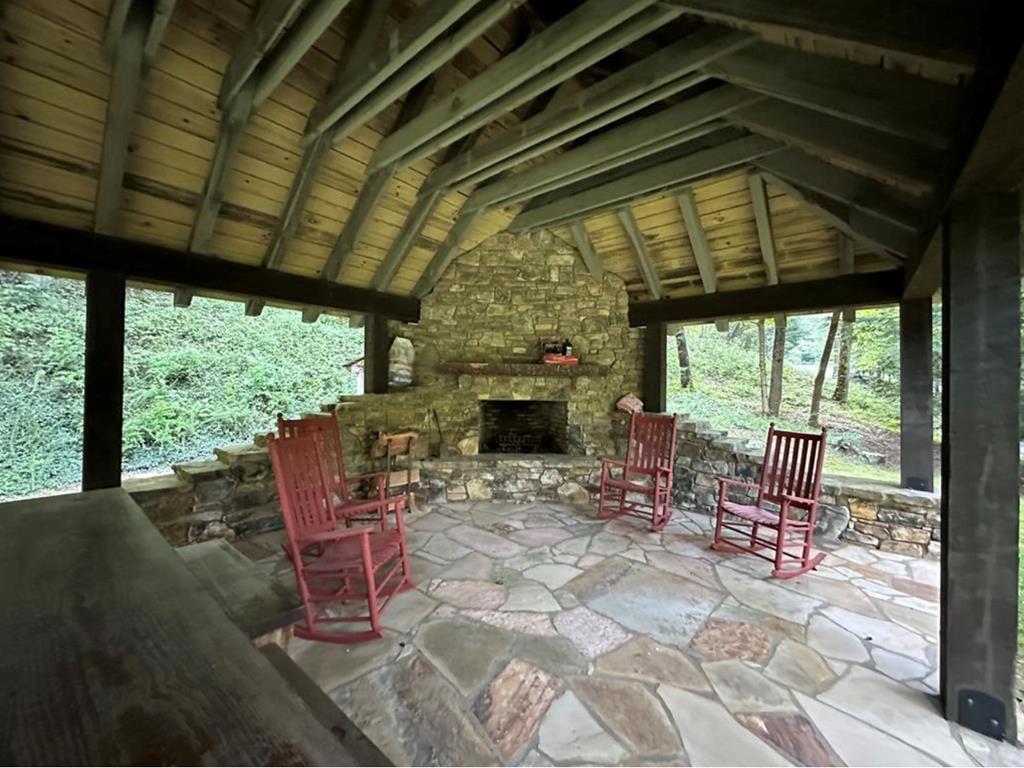 LT 14R Tanager Trail