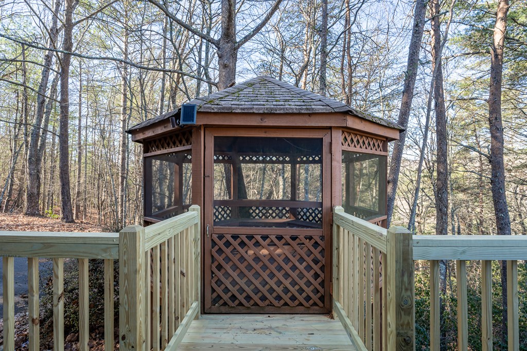 517 Ridge Road