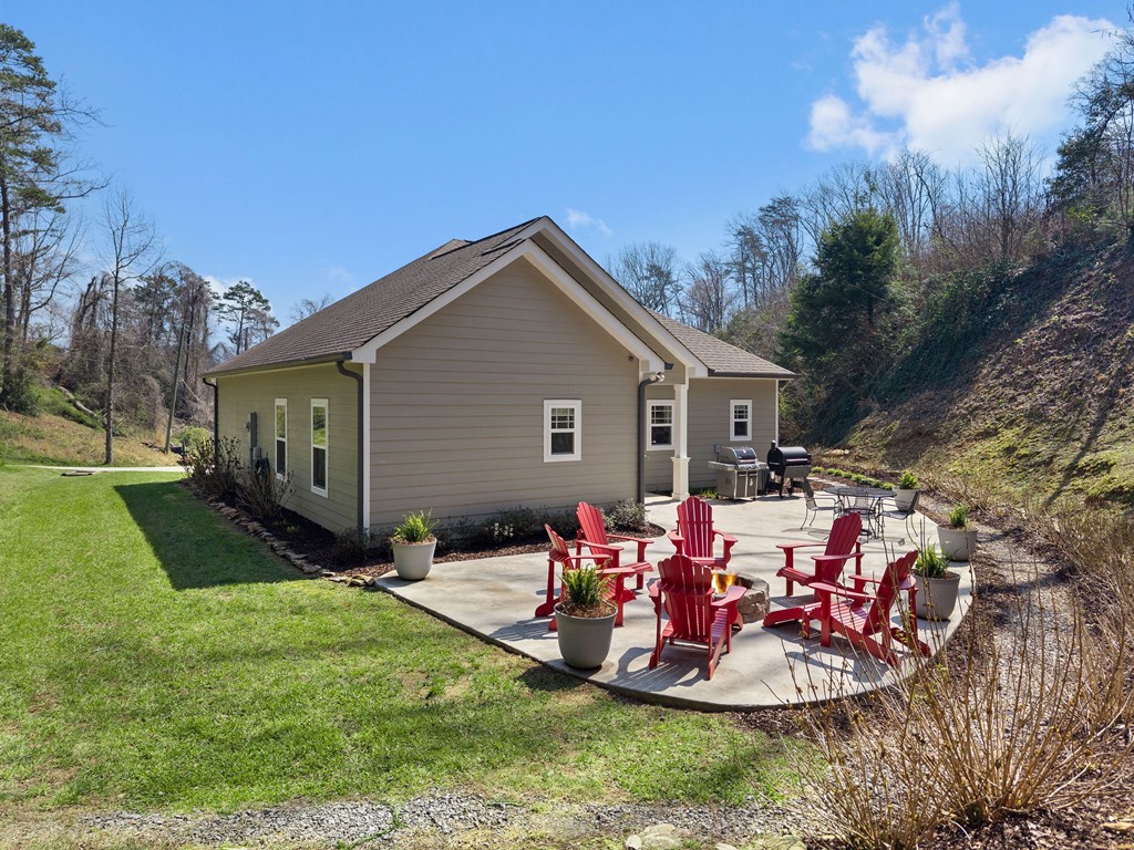 181 Logan Lane