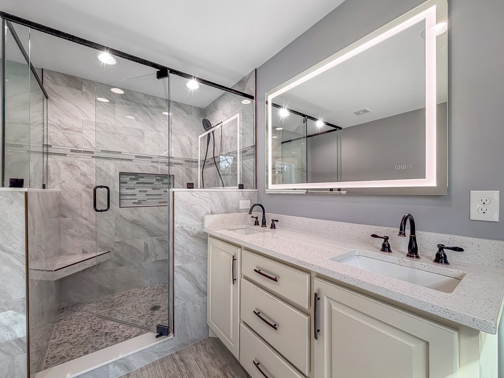 105 Riveredge Drive