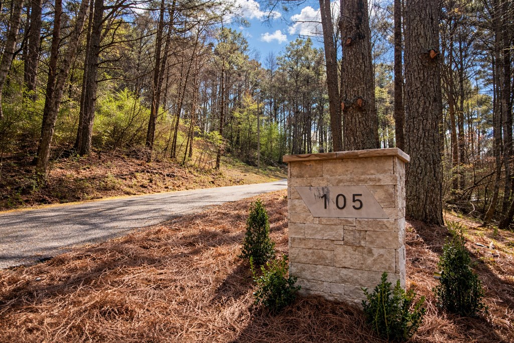 105 Riveredge Drive