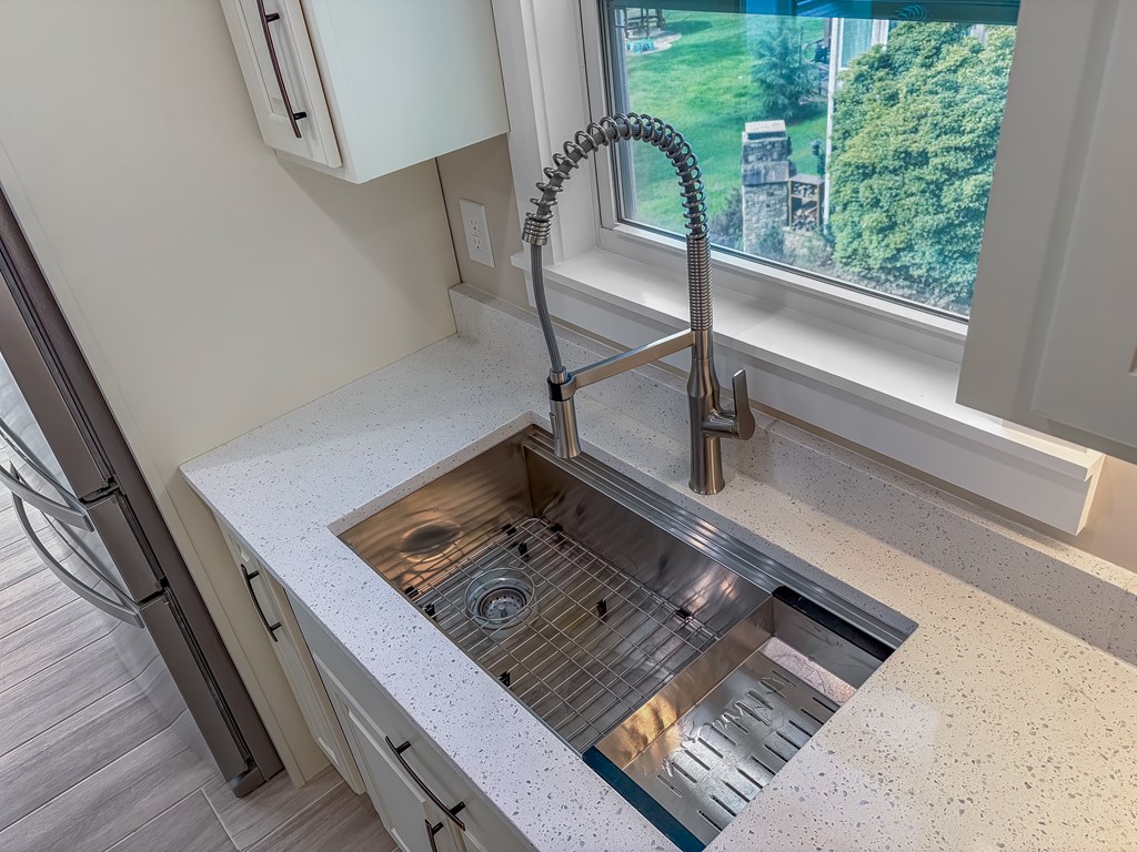 105 Riveredge Drive