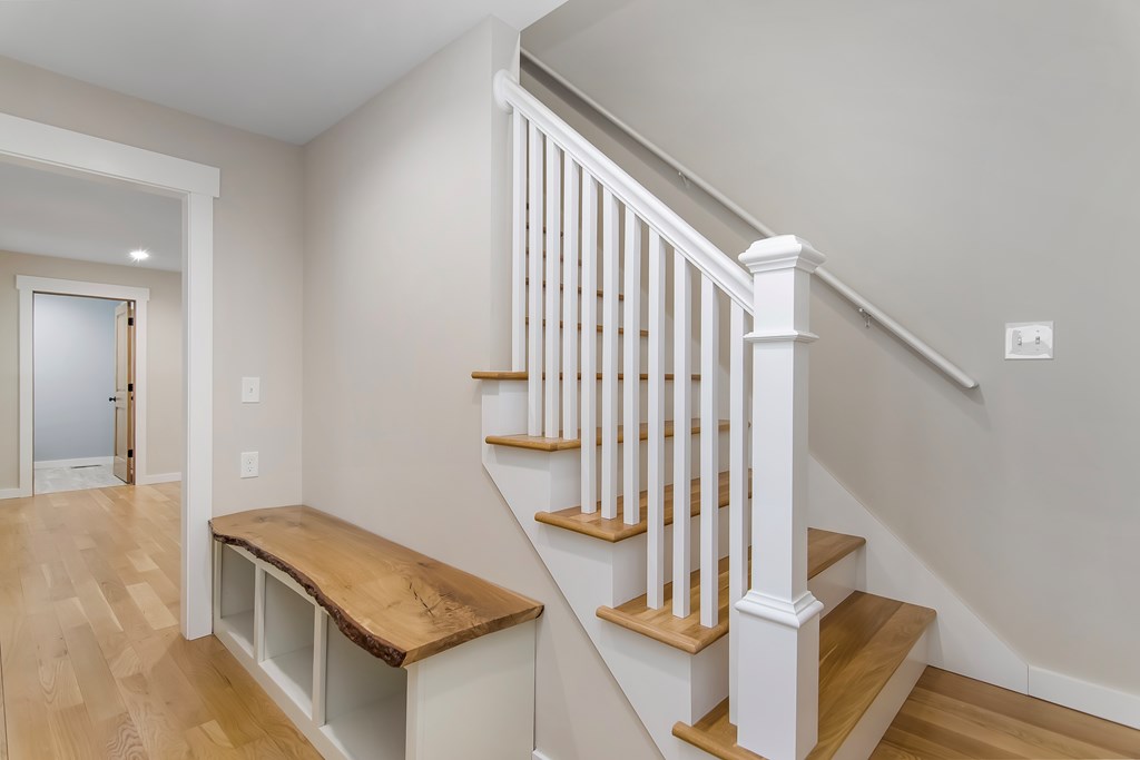 105 Riveredge Drive