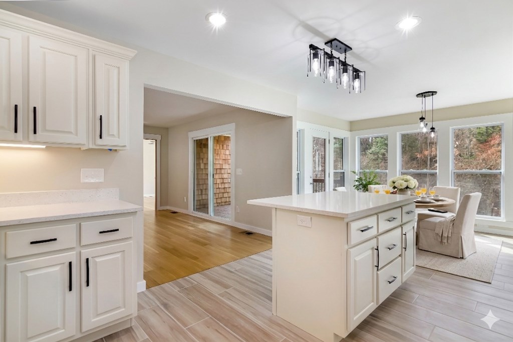 105 Riveredge Drive