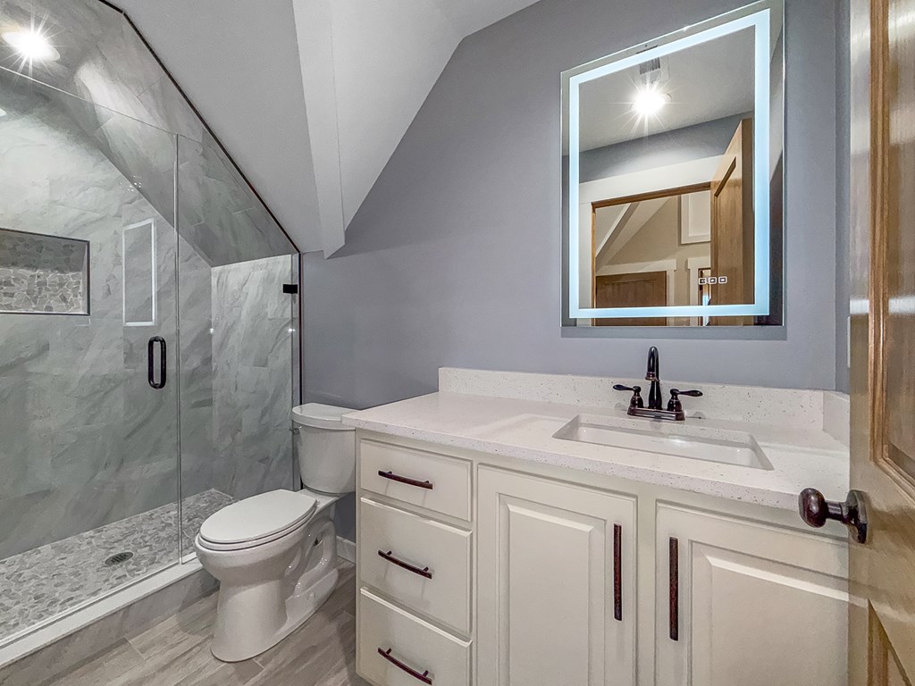 105 Riveredge Drive