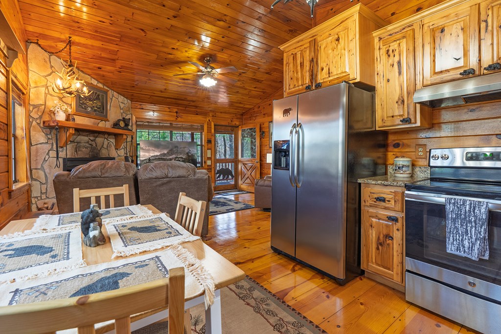 216 Pig Trail