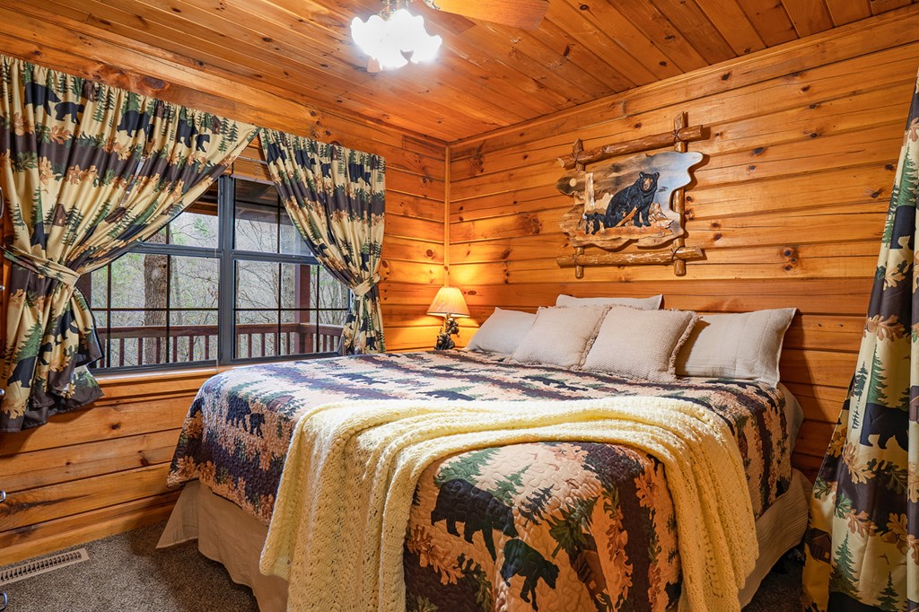 216 Pig Trail