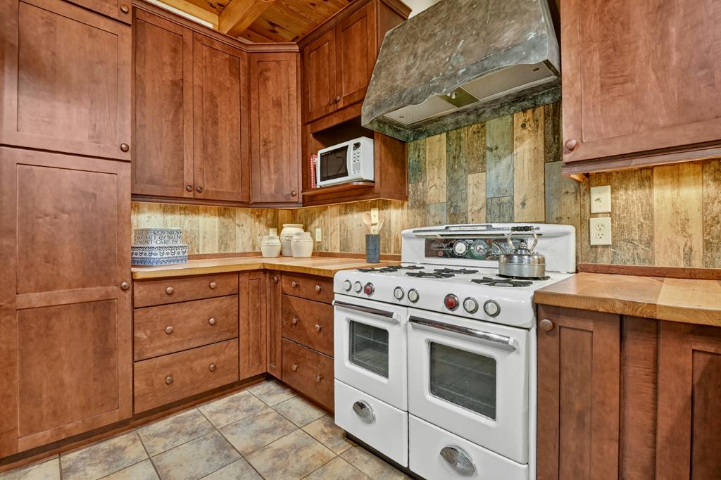 396 Dover Falls Trail