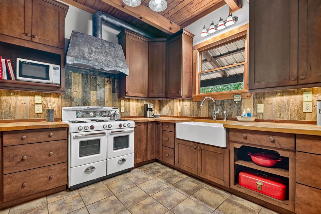 396 Dover Falls Trail