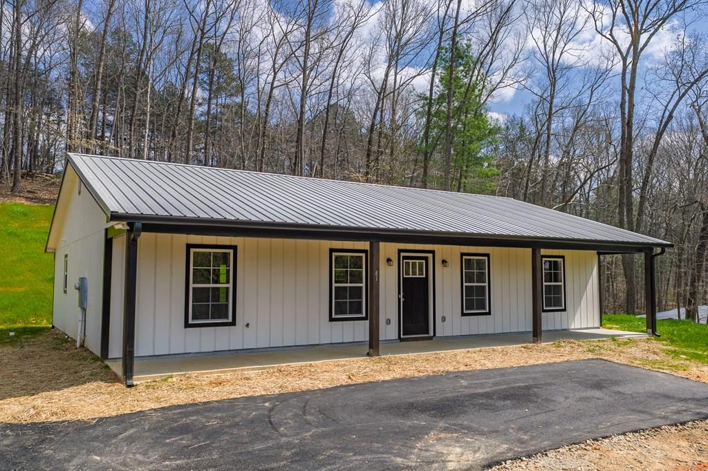 81 Loper Lane