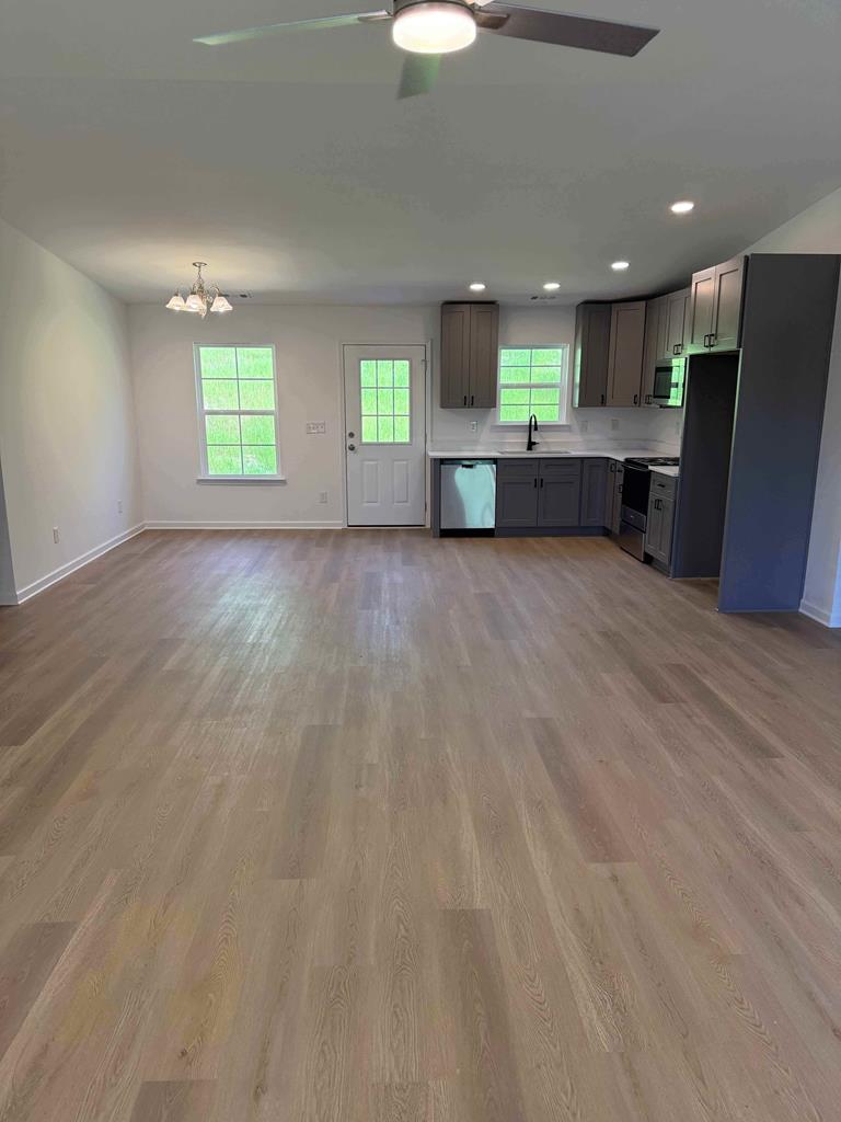 81 Loper Lane