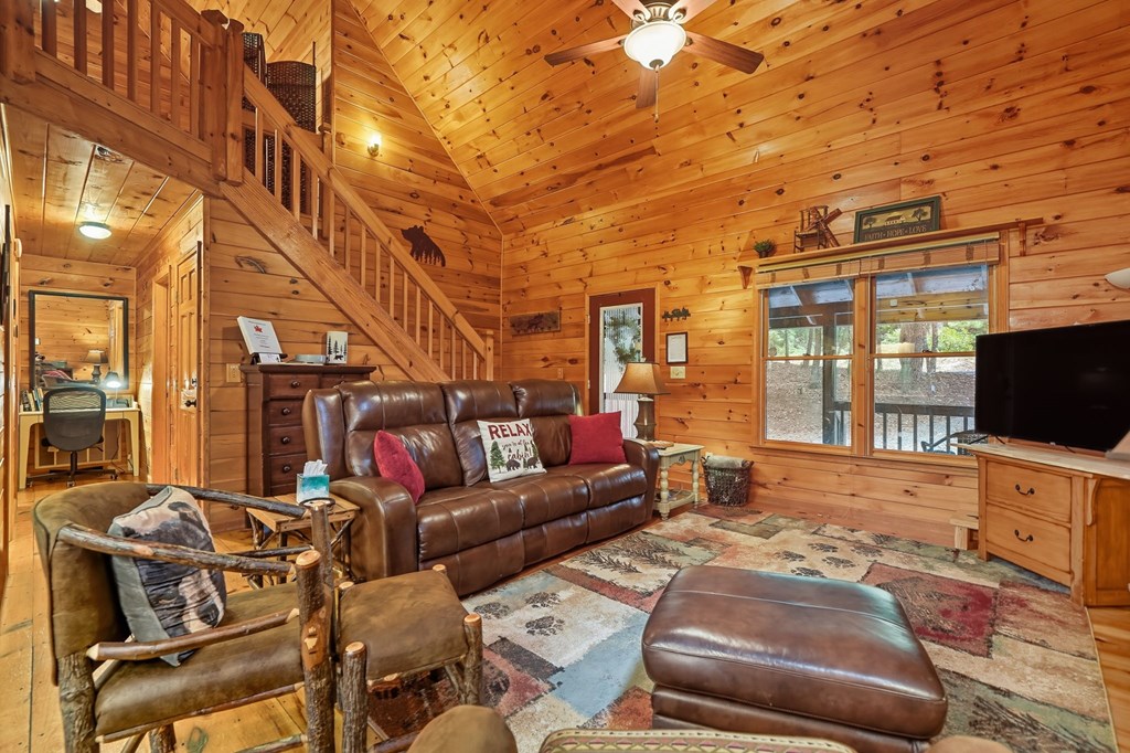 330 Skyview Drive