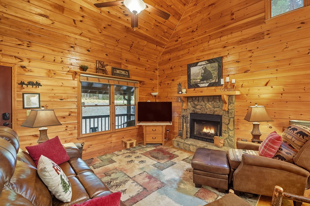 330 Skyview Drive