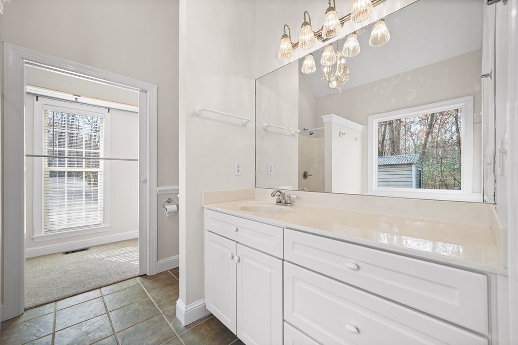 82 Thornwood Court
