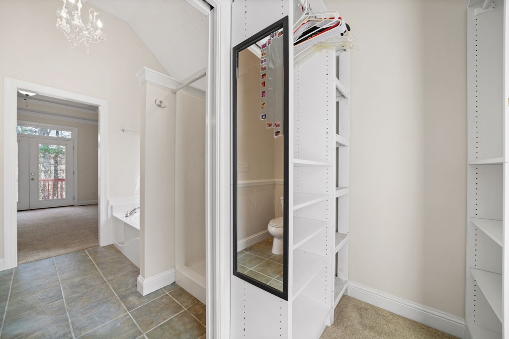 82 Thornwood Court