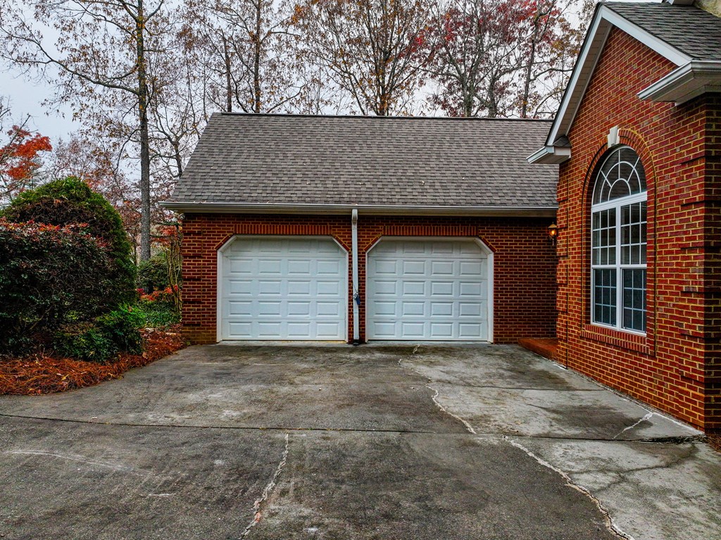 82 Thornwood Court