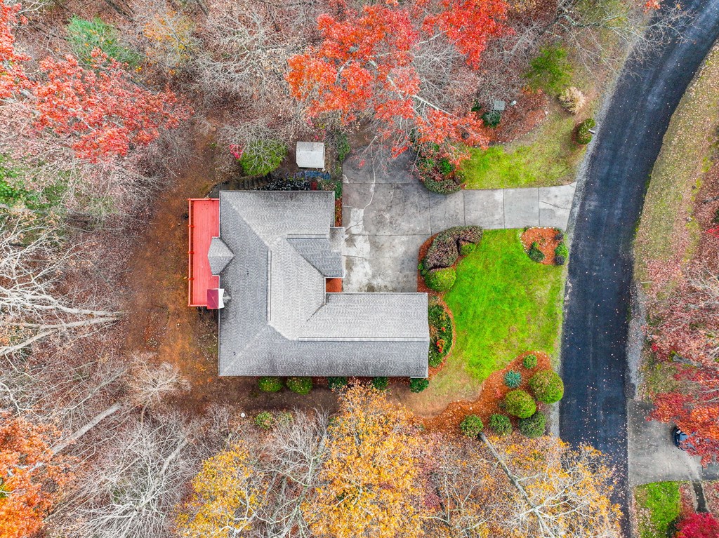 82 Thornwood Court