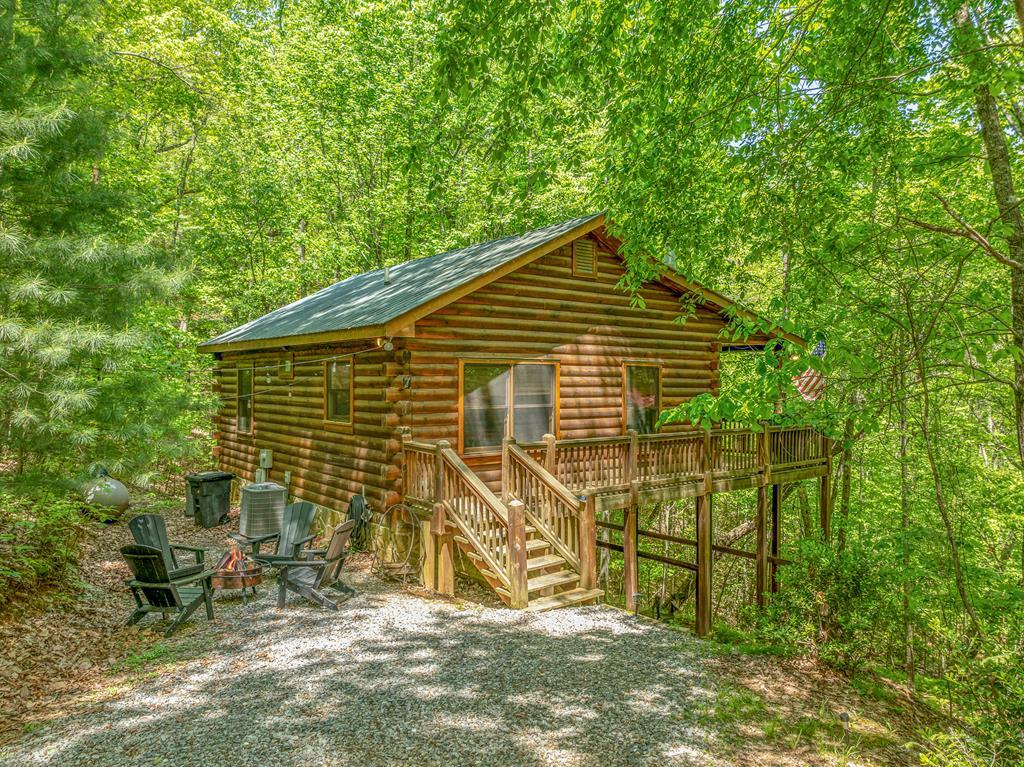 7 Ascherman Court