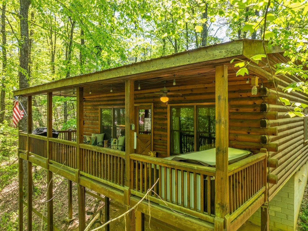 7 Ascherman Court