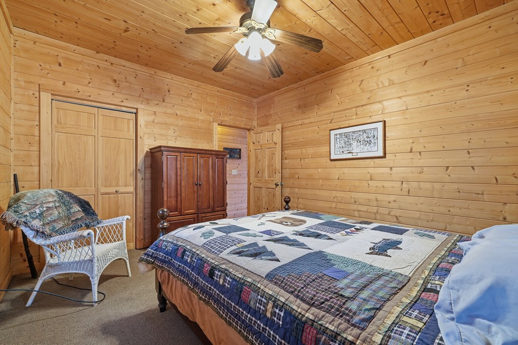 97 Fox Mountain Crossin